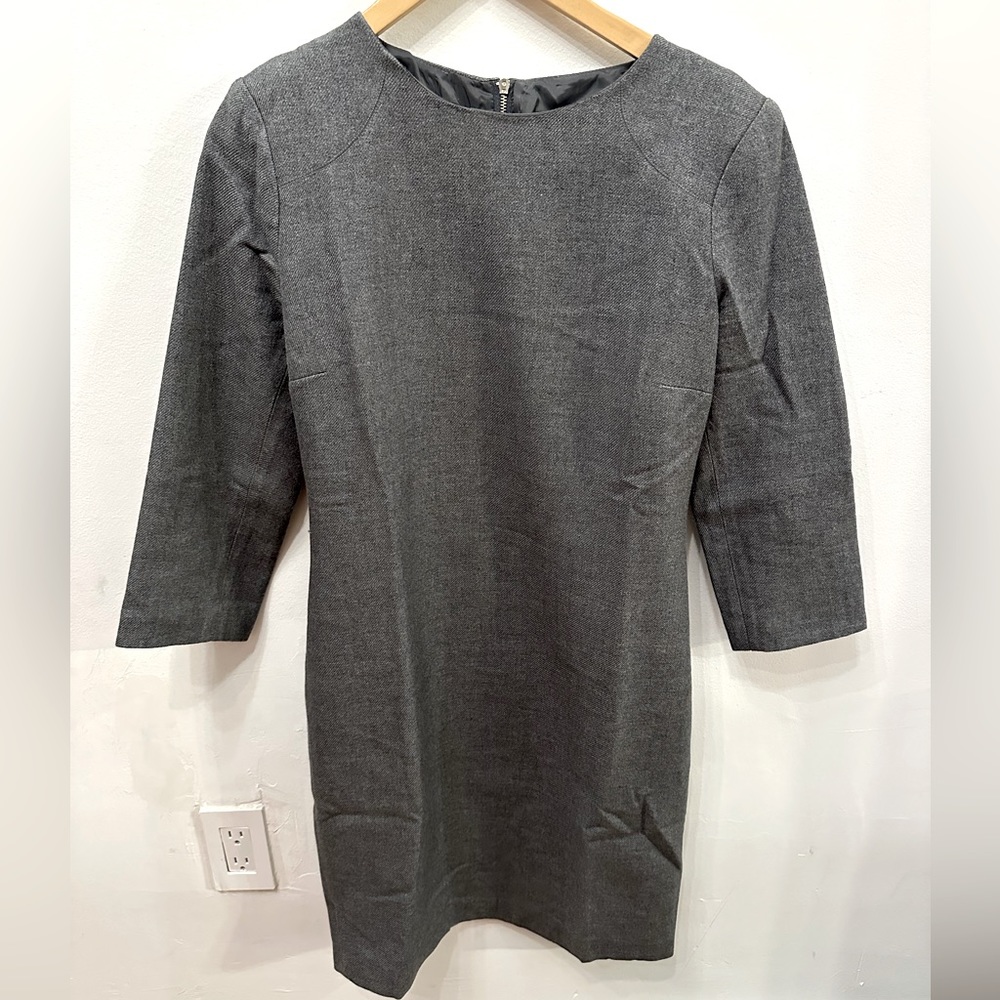 Perfect office dress for winter. Wool, knee length.